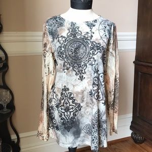 Soft printed top. Women’s L